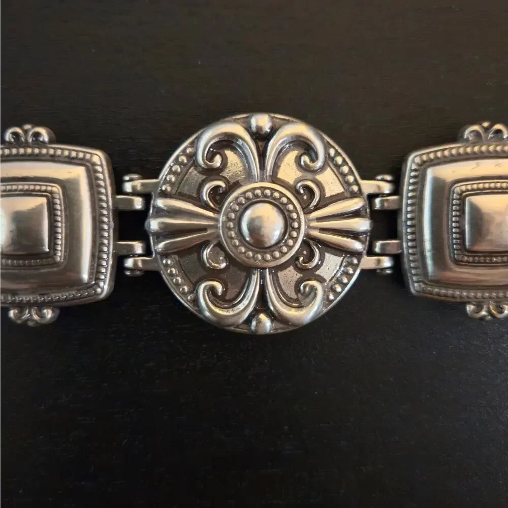 Western Brown Leather Belt Silver Tone Inset Concho Medallion Hardware M Fossil